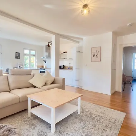 Апартаменты Ludwigshome 85qm - Kostenloser Parkplatz - Zentral - Balkon - Smarttv - Waschmaschine - Trockner