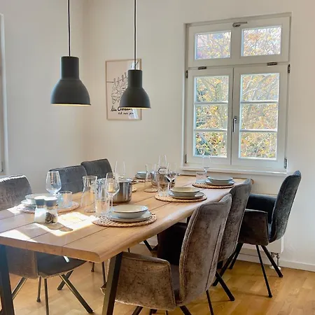 Ludwigshome 85qm - Kostenloser Parkplatz - Zentral - Balkon - Smarttv - Waschmaschine - Trockner