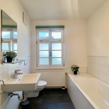 Ludwigshome 85qm - Kostenloser Parkplatz - Zentral - Balkon - Smarttv - Waschmaschine - Trockner Апартаменты